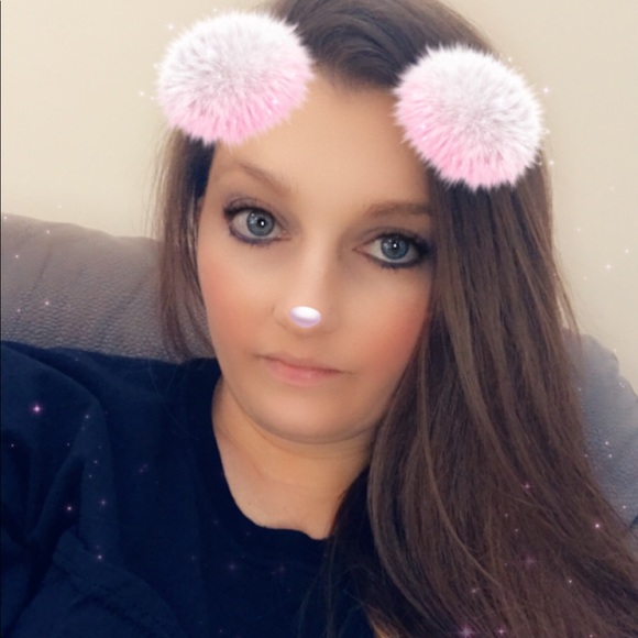 Meet your Posher, Miranda - Picture 3 of 5